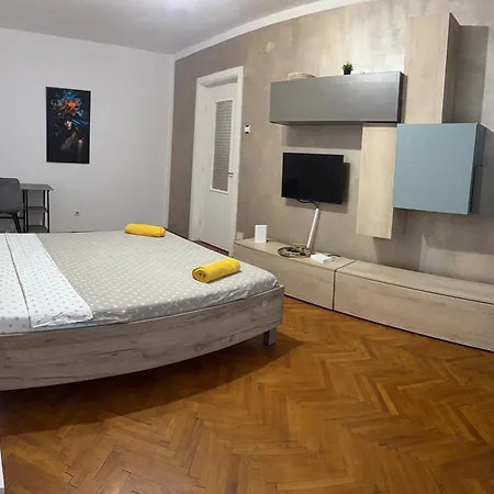 Διαμέρισμα Bella 7 Κραϊόβα