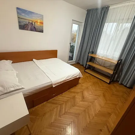 Bella 7 Apartmán Craiova